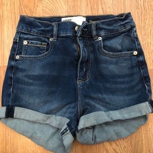2 pairs of shorts